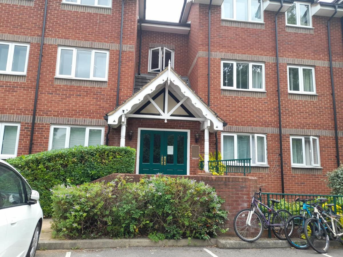 Gracenote Properties Hemel Hempstead - Serviced Apartment With Free Parking Exterior foto